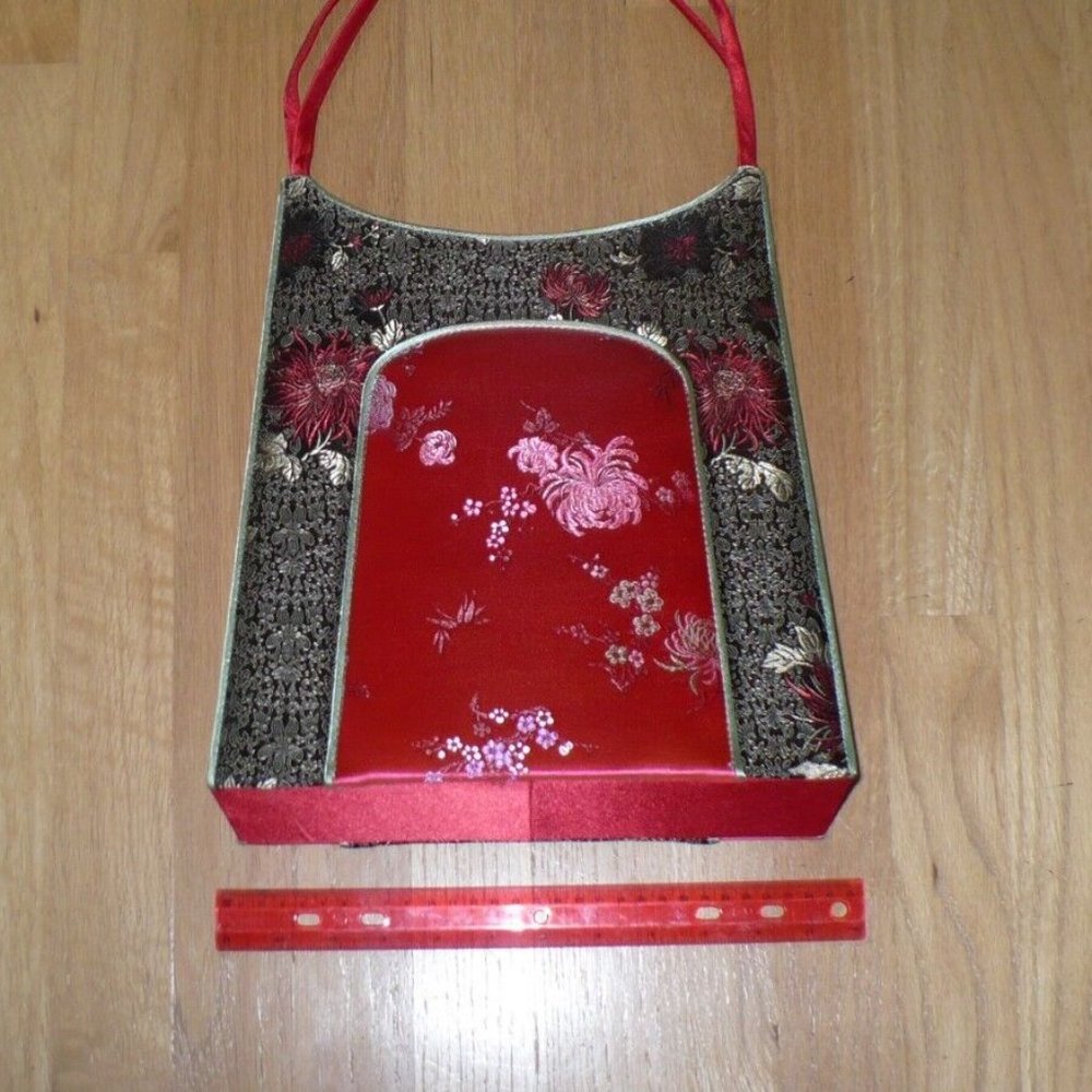 Yang Handbag - Picture 6 of 6